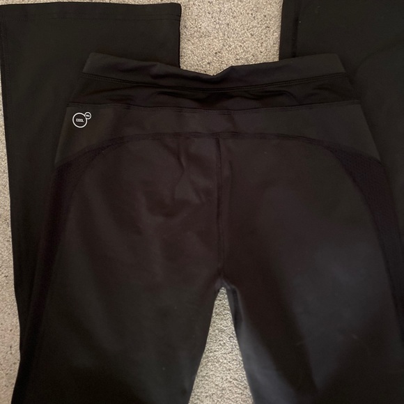 Puma fitness pants - women’s small - Picture 5 of 6